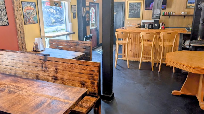 Food and interior photo 5 at Mary's Smokehouse | BBQ Restaurant in Richmond