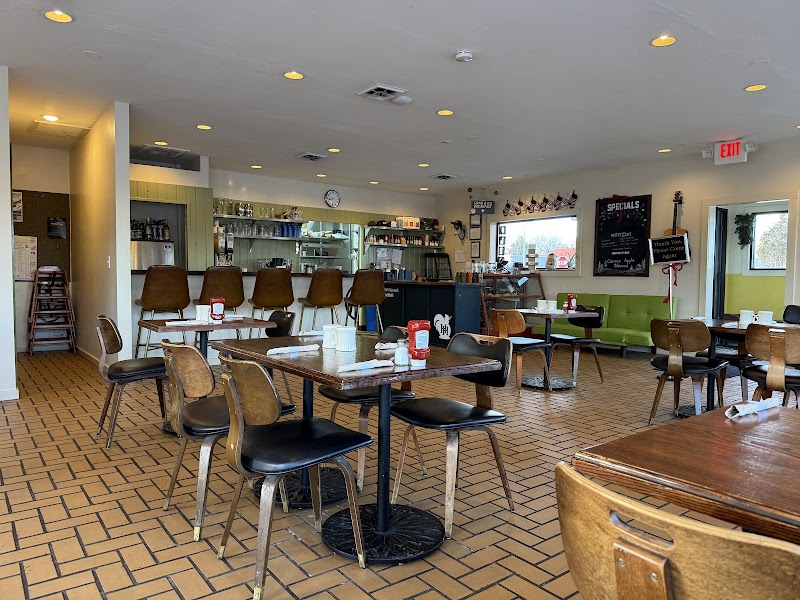 Hen & Harvest Eatery in Saratoga