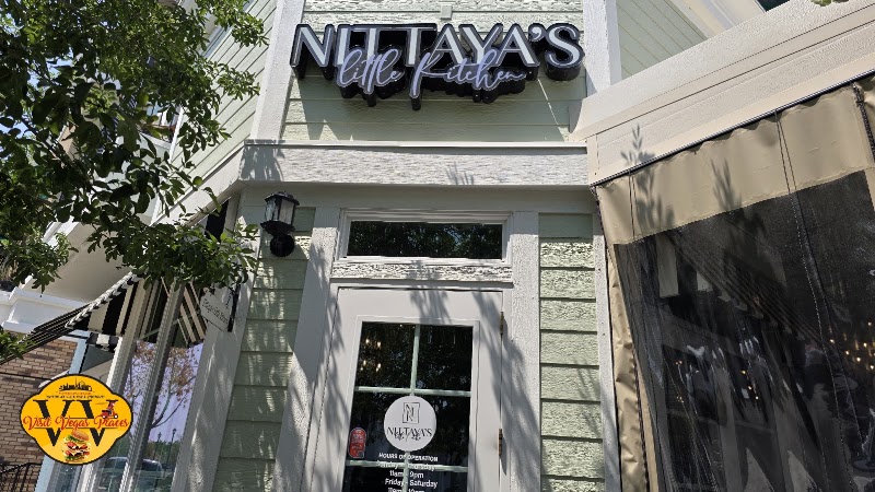 Food and interior photo 5 at Nittaya’s Little Kitchen in Las Vegas
