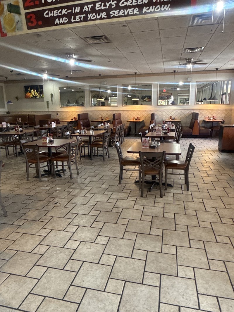 Food and interior photo 4 at Elys Breakfast restaurant & Burgers in Henderson