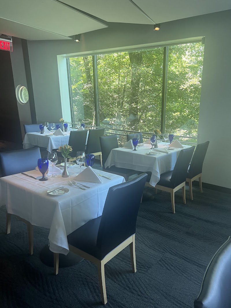 Food and interior photo 4 at Pier W in Lakewood