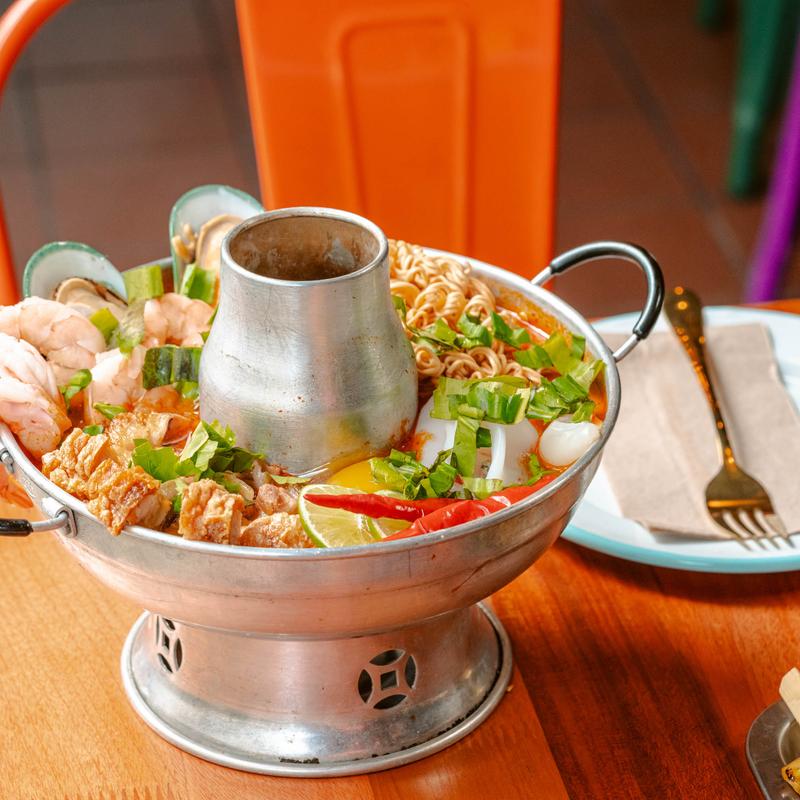 Food and interior photo 4 at Ezankaya Bann Suan in Chicago