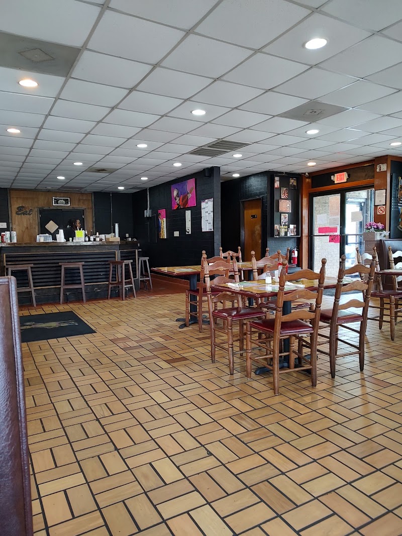 Food and interior photo 5 at Mama Sarah's | Soul in Rocky Mount