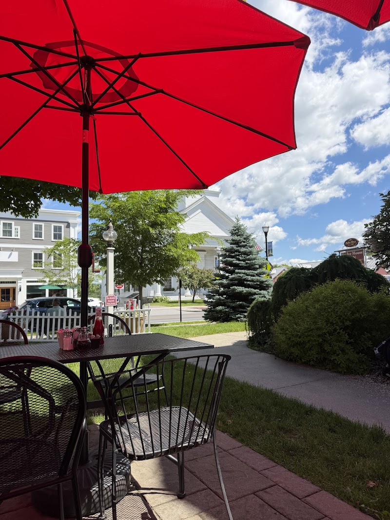 Butler's Pantry Breakfast and Dinner in Stowe