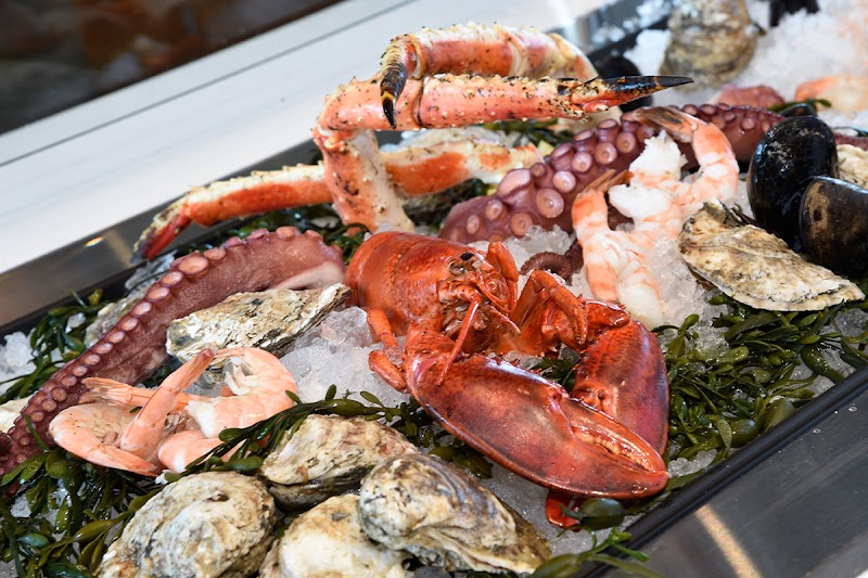 Food and interior photo 1 at River House Restaurant and Raw Bar in Louisville