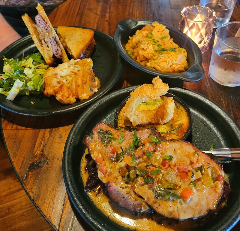 Food and interior photo 3 at Alma Bea in Shepherdstown