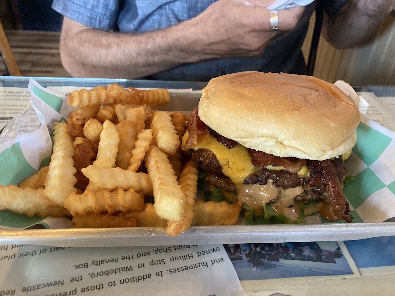 Food and interior photo 1 at Smashed Burgers & Brews in Damariscotta