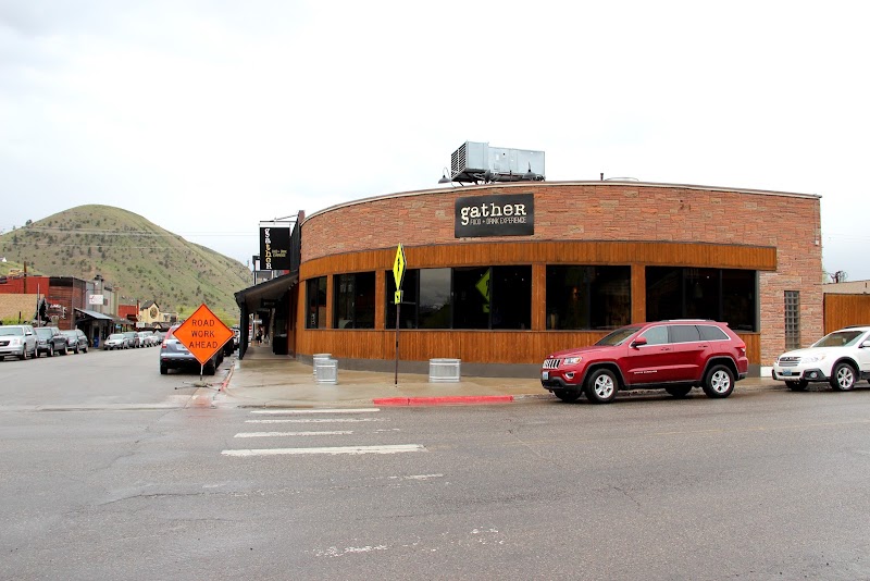 Gather in Jackson Hole for Food & Drink in Jackson