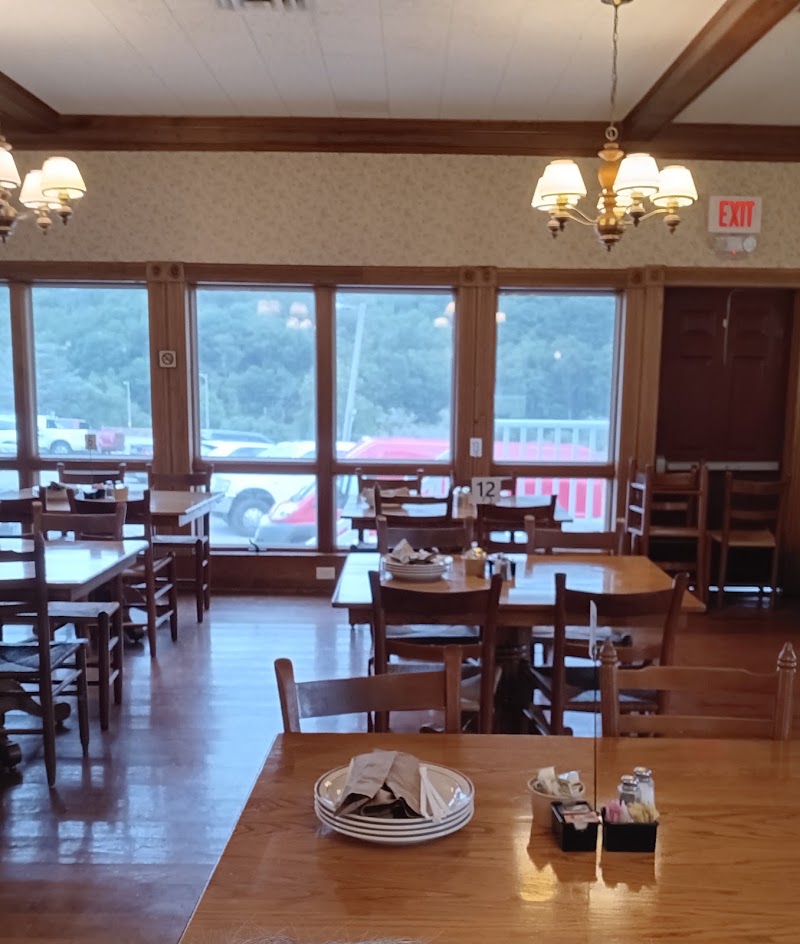 Food and interior photo 4 at The Homeplace in Catawba