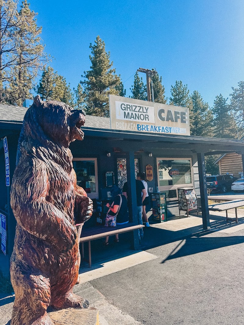 Food and interior photo 3 at Grizzly Manor Cafe in Big Bear Lake