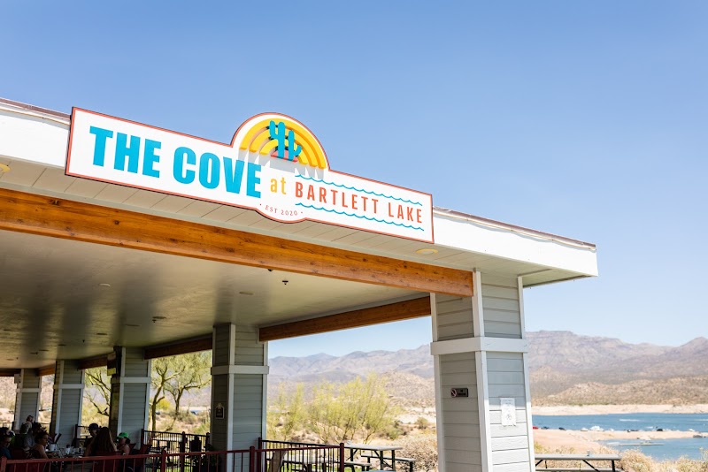 The Cove Restaurant in Rio Verde