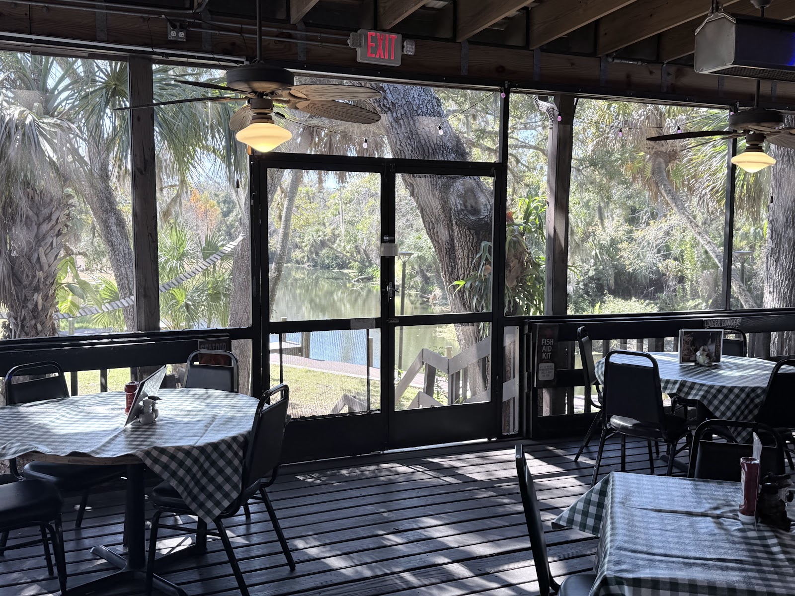 Linger Lodge Restaurant & Bar in Bradenton