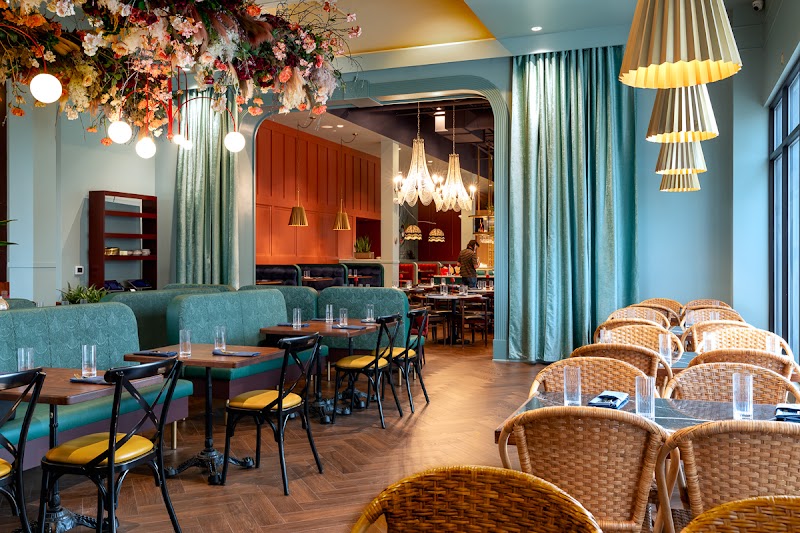 Margaux Brasserie in Brookfield