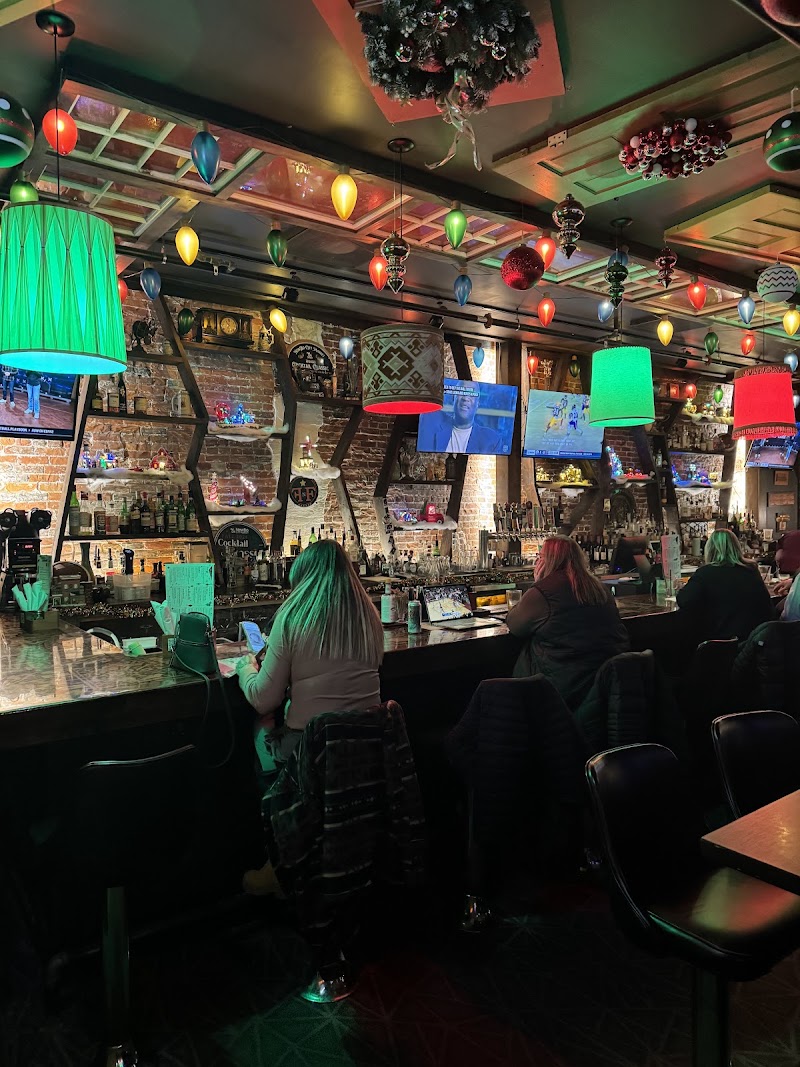 Food and interior photo 5 at the hip-stir in Marion