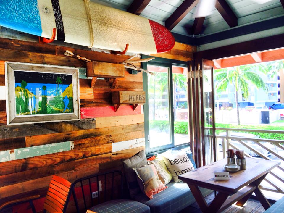 Goofy Cafe & Dine - Village in Honolulu