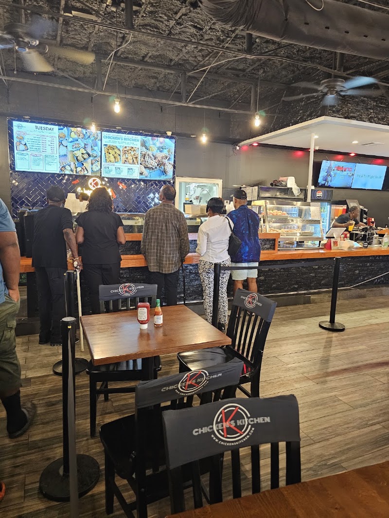 Food and interior photo 5 at Chicken’s Kitchen in Harvey
