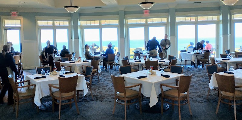 The Dining Room at Arcadia Bluffs in Arcadia