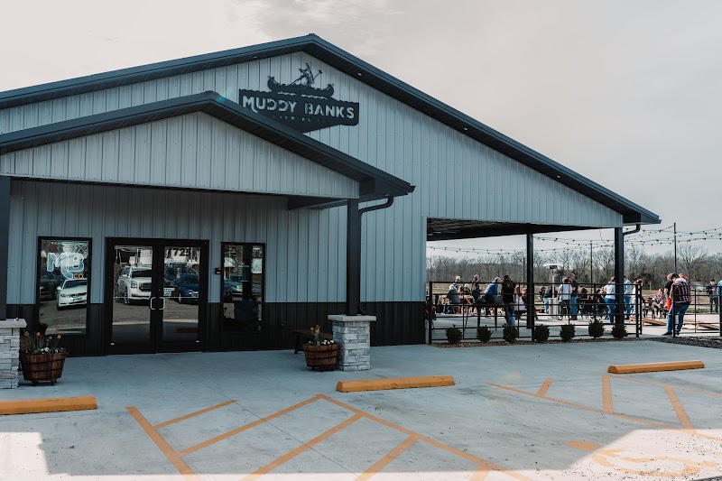 Muddy Banks Brewing Co in Sullivan
