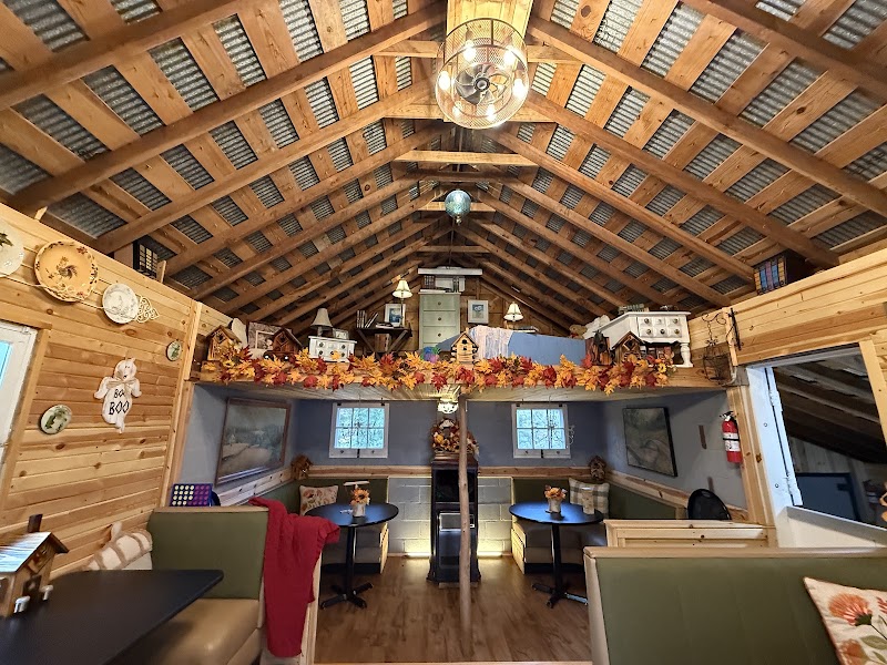 The Ol' Cabin in Winslow