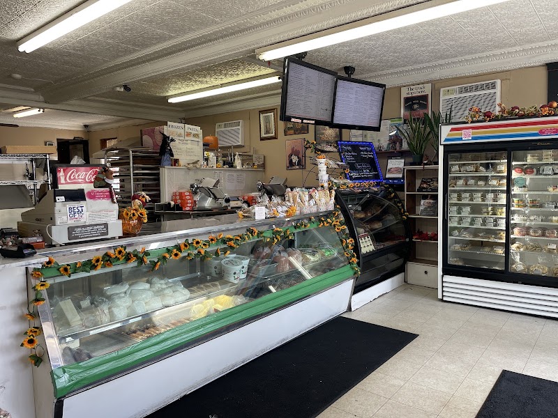 Rosa's Deli & Catering in Wallingford