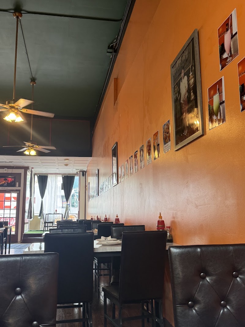 Food and interior photo 5 at NISHA THAI KITCHEN in Billings