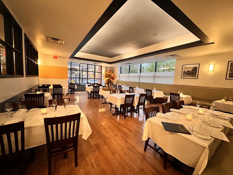 Bistro de Margot in Burlington