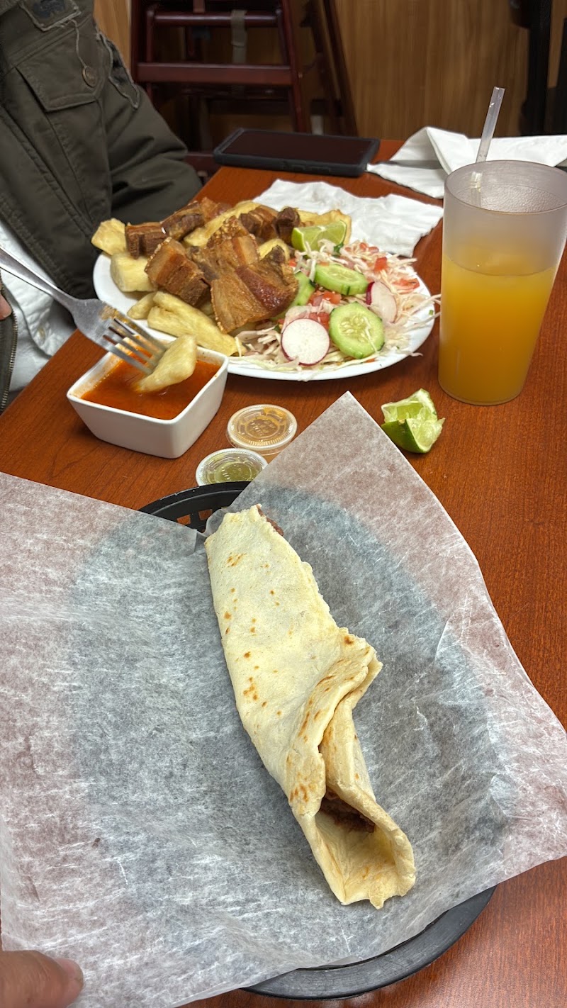 Food and interior photo 5 at Las 3 Hermanas Mexican Grill in Manchester
