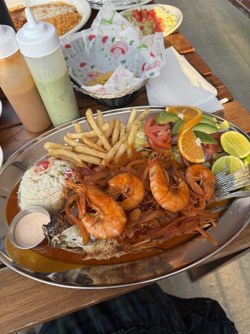 Food and interior photo 5 at La Loma Columbus in Columbus