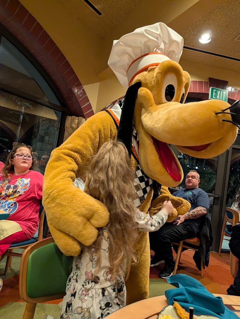 Food and interior photo 5 at Goofy's Kitchen in Anaheim