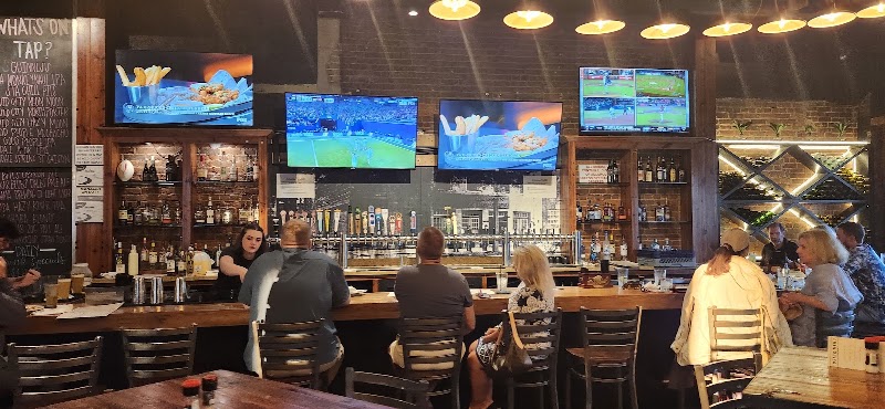 Food and interior photo 1 at Avenue Pub - Downtown Tuscaloosa in Tuscaloosa