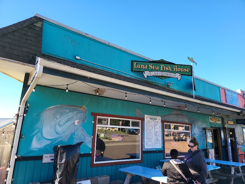 Food and interior photo 3 at Luna Sea Fish House Seal Rock in Seal Rock