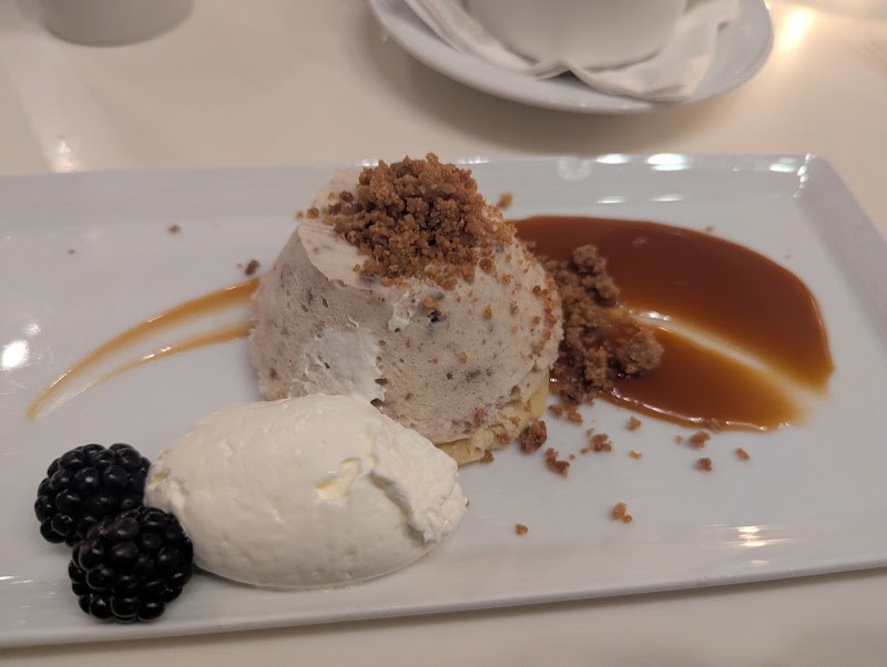 Food and interior photo 4 at L'Albatros in Cleveland