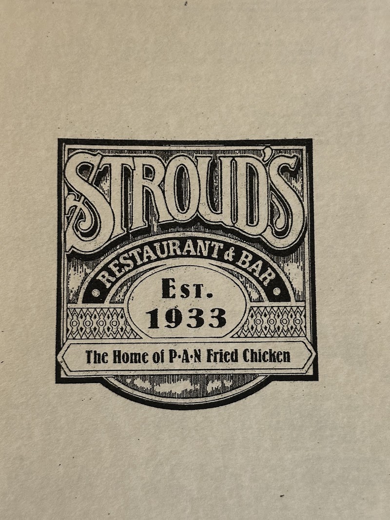 Food and interior photo 5 at Stroud's Oak Ridge Manor in Kansas City