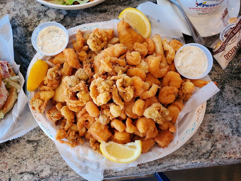 Food and interior photo 3 at Petey's Summertime Seafood in Rye