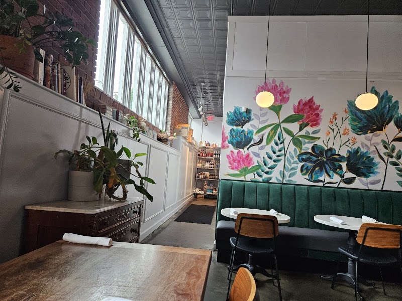 Food and interior photo 5 at The Clover and the Bee in Webster Groves