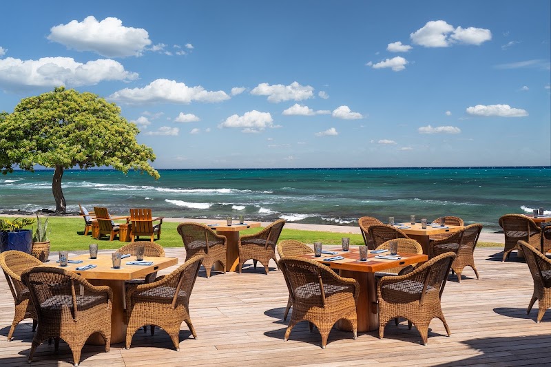 Beach Tree Restaurant & Bar in Kailua-Kona