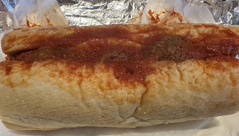 Food and interior photo 5 at Frankie's Deli in Oakbrook Terrace