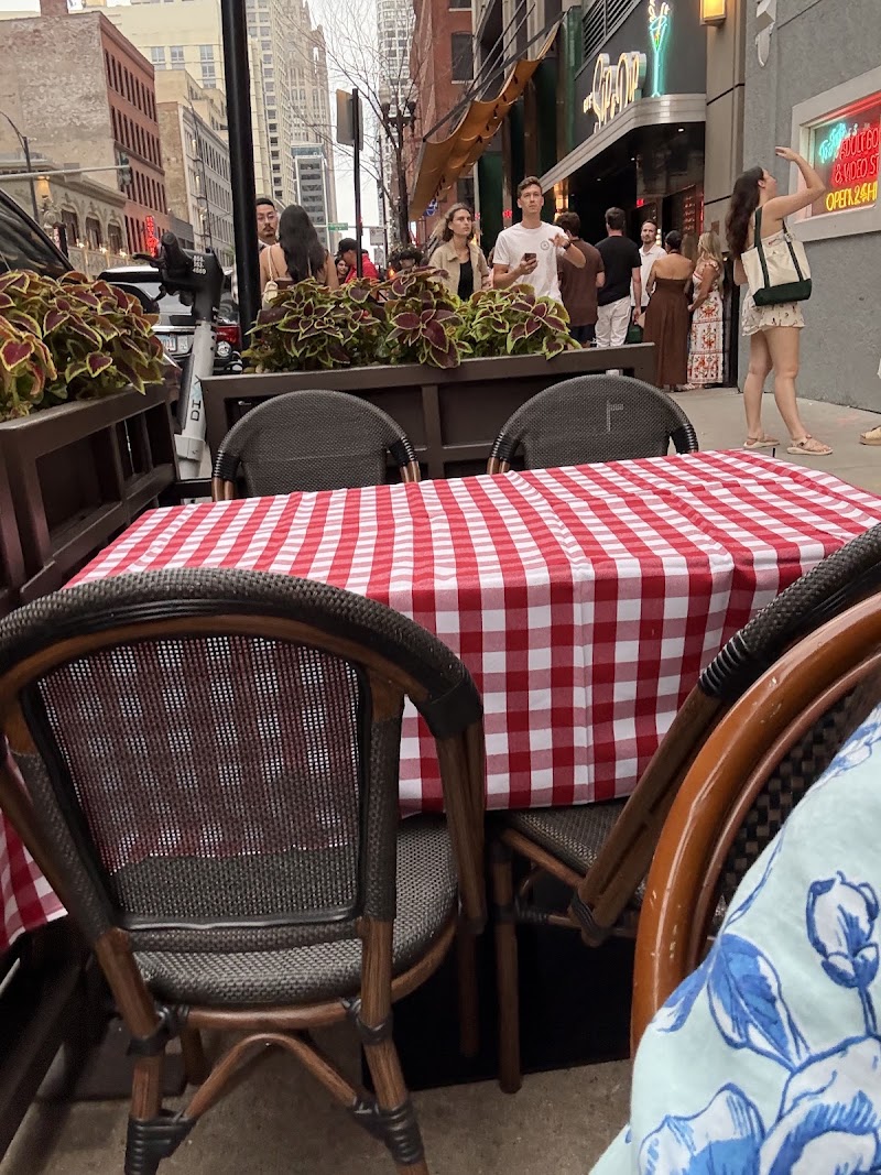 Food and interior photo 4 at Il Porcellino in Chicago