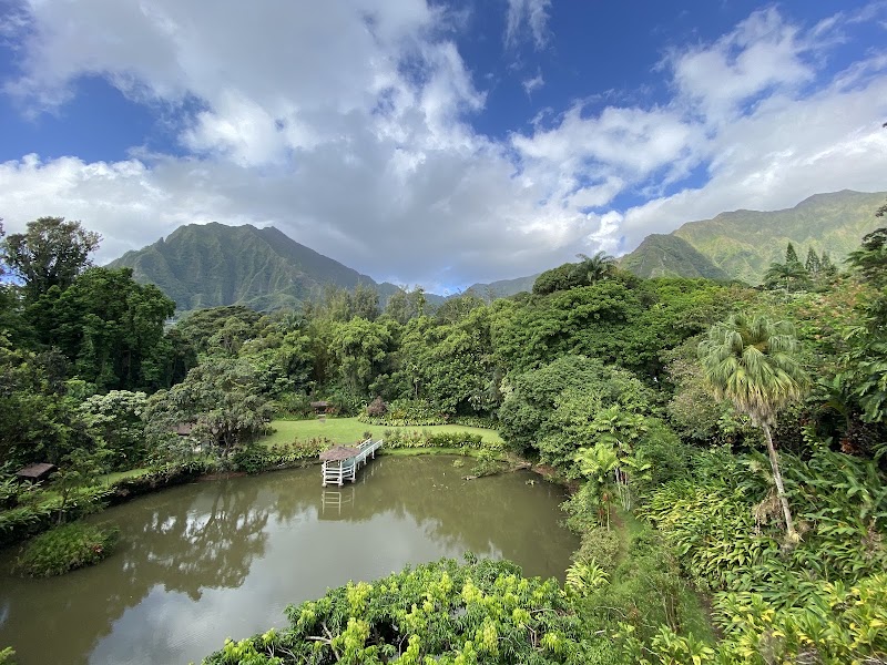 Food and interior photo 2 at Haleiwa Joe's Haiku Gardens in Kaneohe