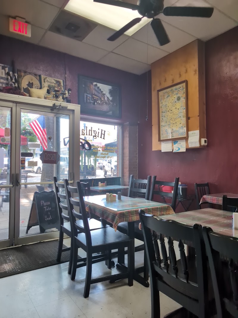 Food and interior photo 2 at Highland Deli & Grill in Carrollton