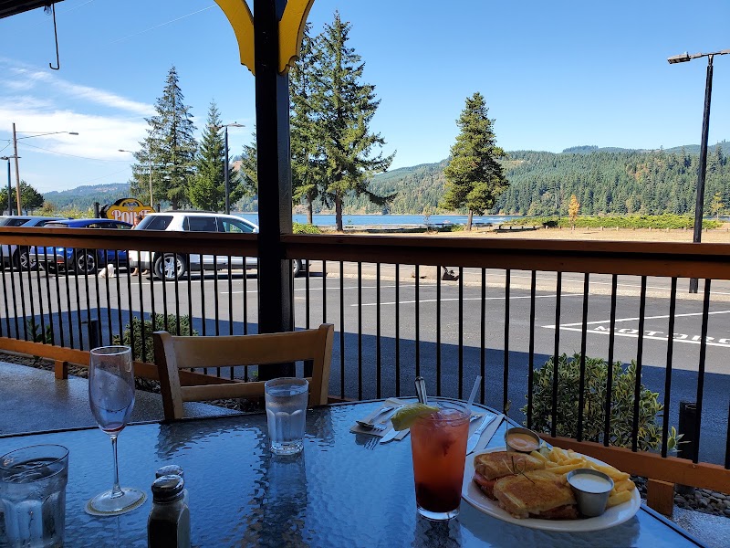 Point Restaurant in Sweet Home