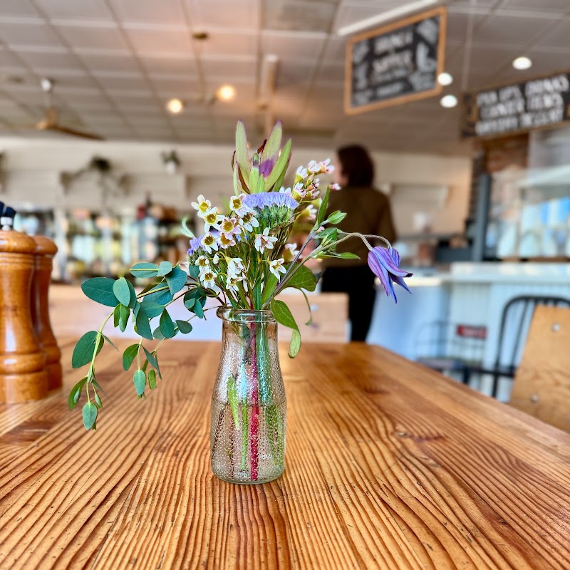 Jackson's Corner - Old Bend in Bend