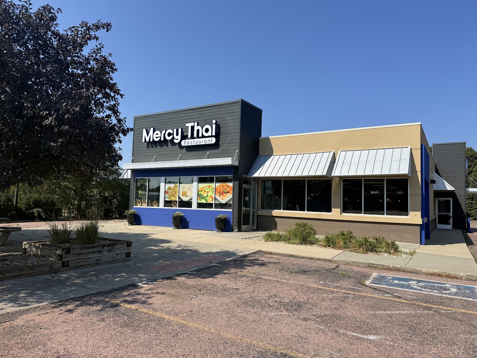Mercy Thai Restaurant Mitchell in Mitchell