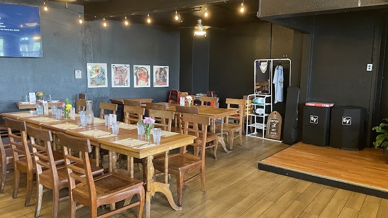 Food and interior photo 3 at Ochos 888 Honolulu in Honolulu