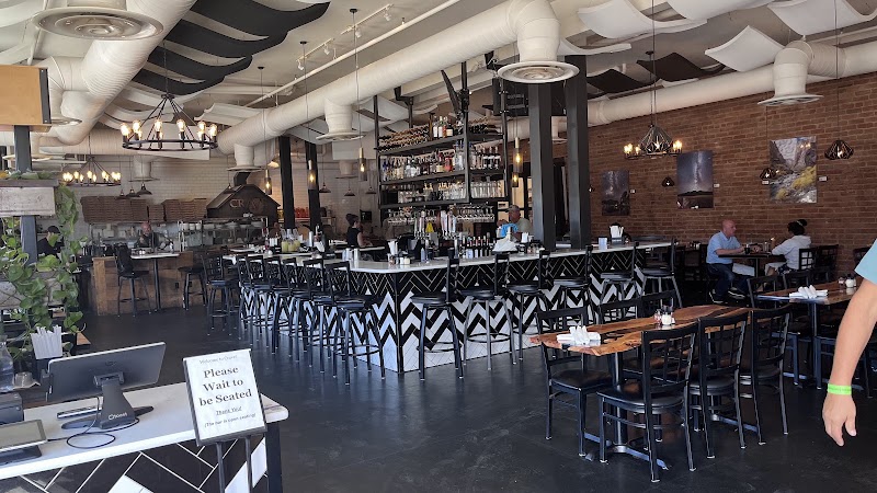 Food and interior photo 4 at Crave BV in Buena Vista