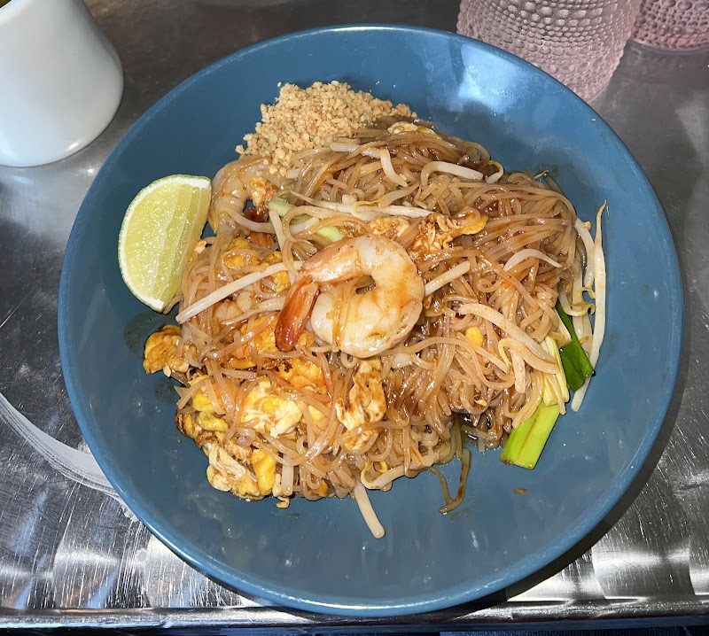 Food and interior photo 5 at Thai Mama in Cranford