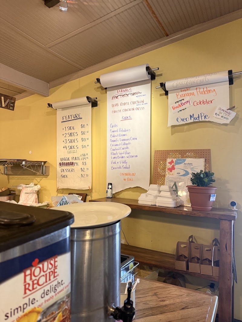 Food and interior photo 4 at GrateFull Soul in Hattiesburg