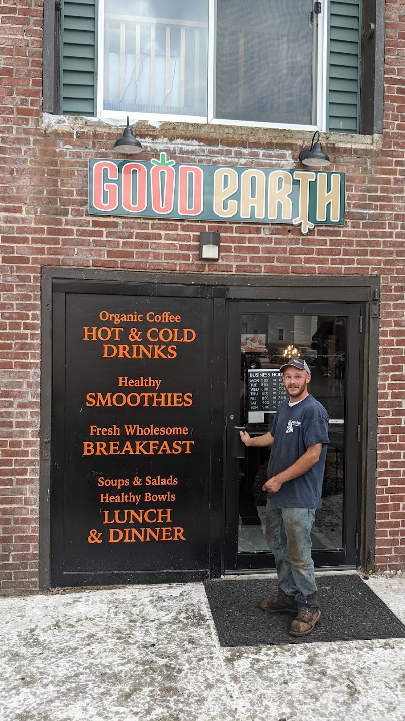 Good Earth Holistic Kitchen in Hudson