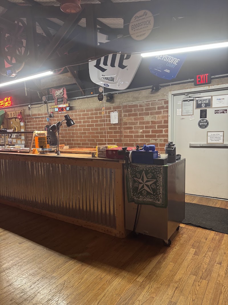 Food and interior photo 1 at Crane’s Craft BBQ at the Wagon Wheel Dance Hall in Tye