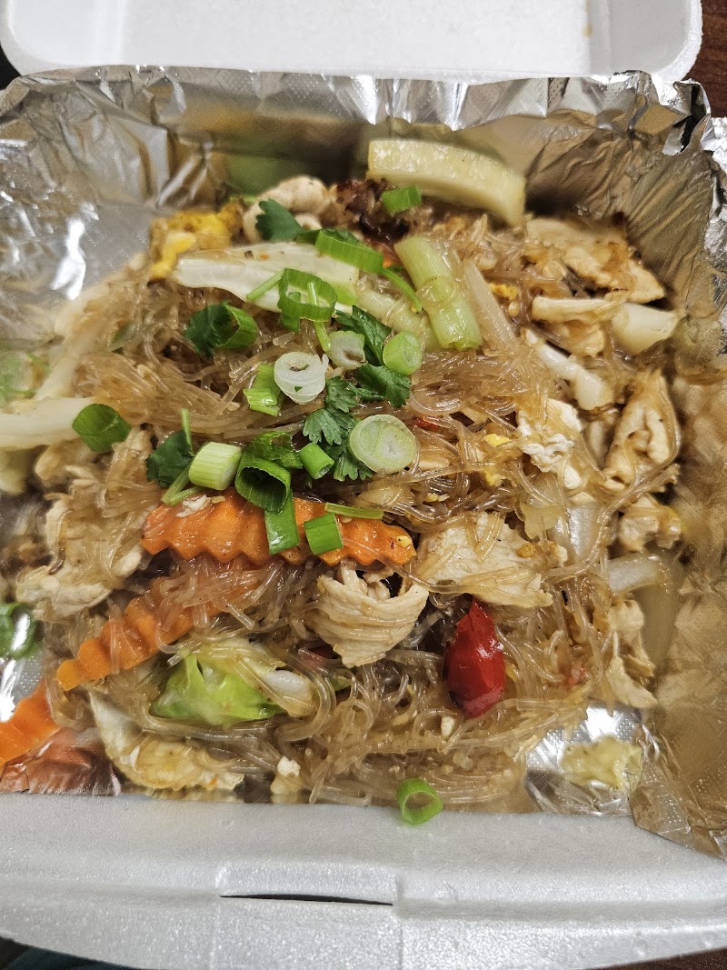 Food and interior photo 1 at Lemongrass Thai Kitchen in Biloxi